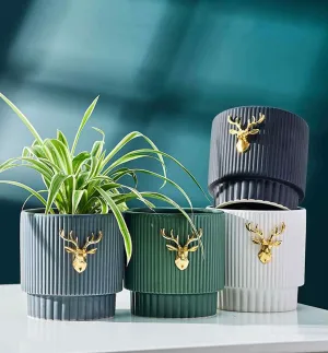 Deer Head Ribbed Ceramic Planter - Elegant Indoor Pot