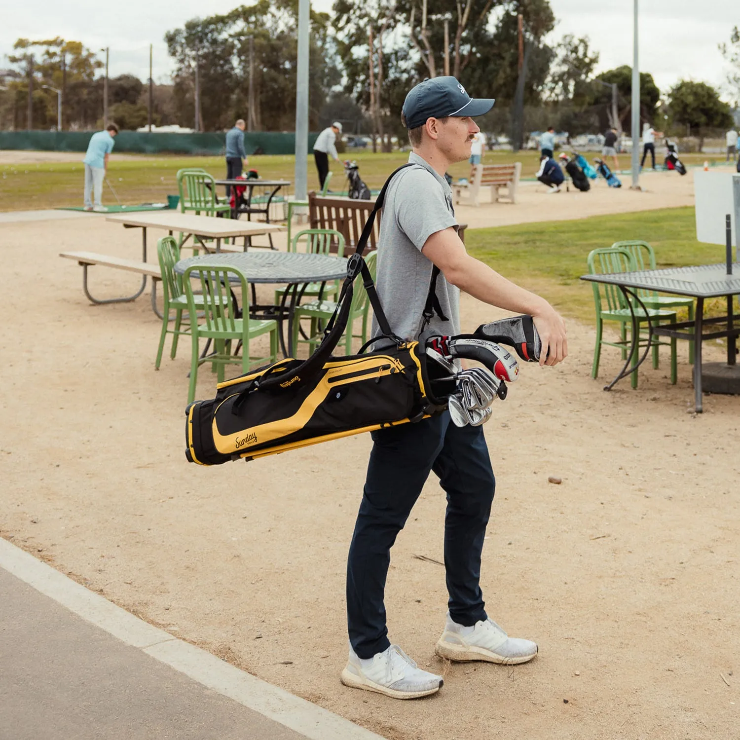 El Camino | Black & Yellow Walking Golf Bag