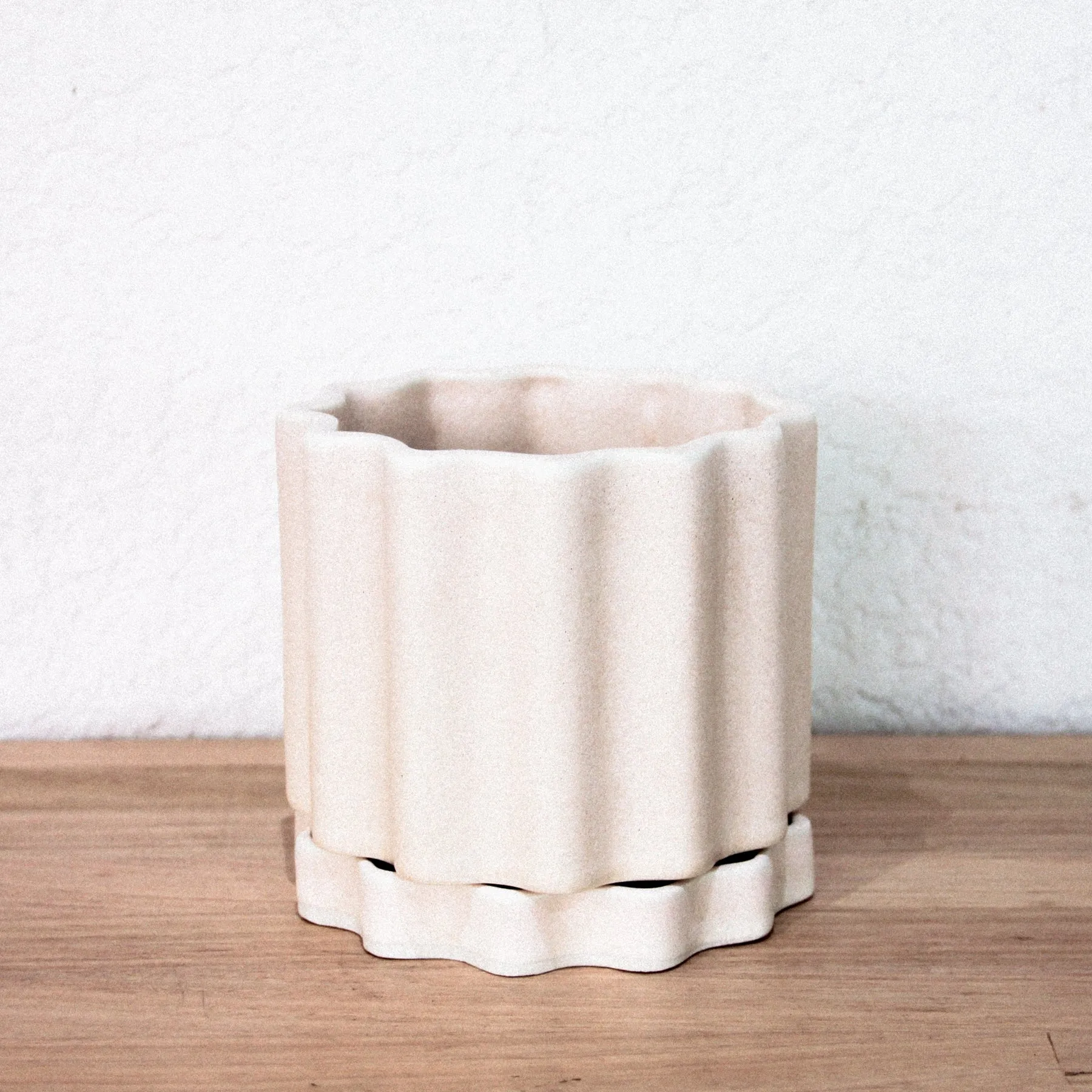 Ella Reweti Planter - Salt Lake