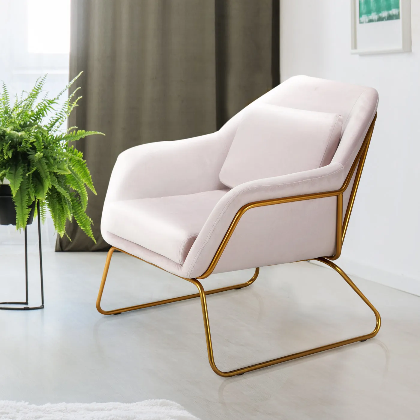 Harley Velvet Comfort Chair
