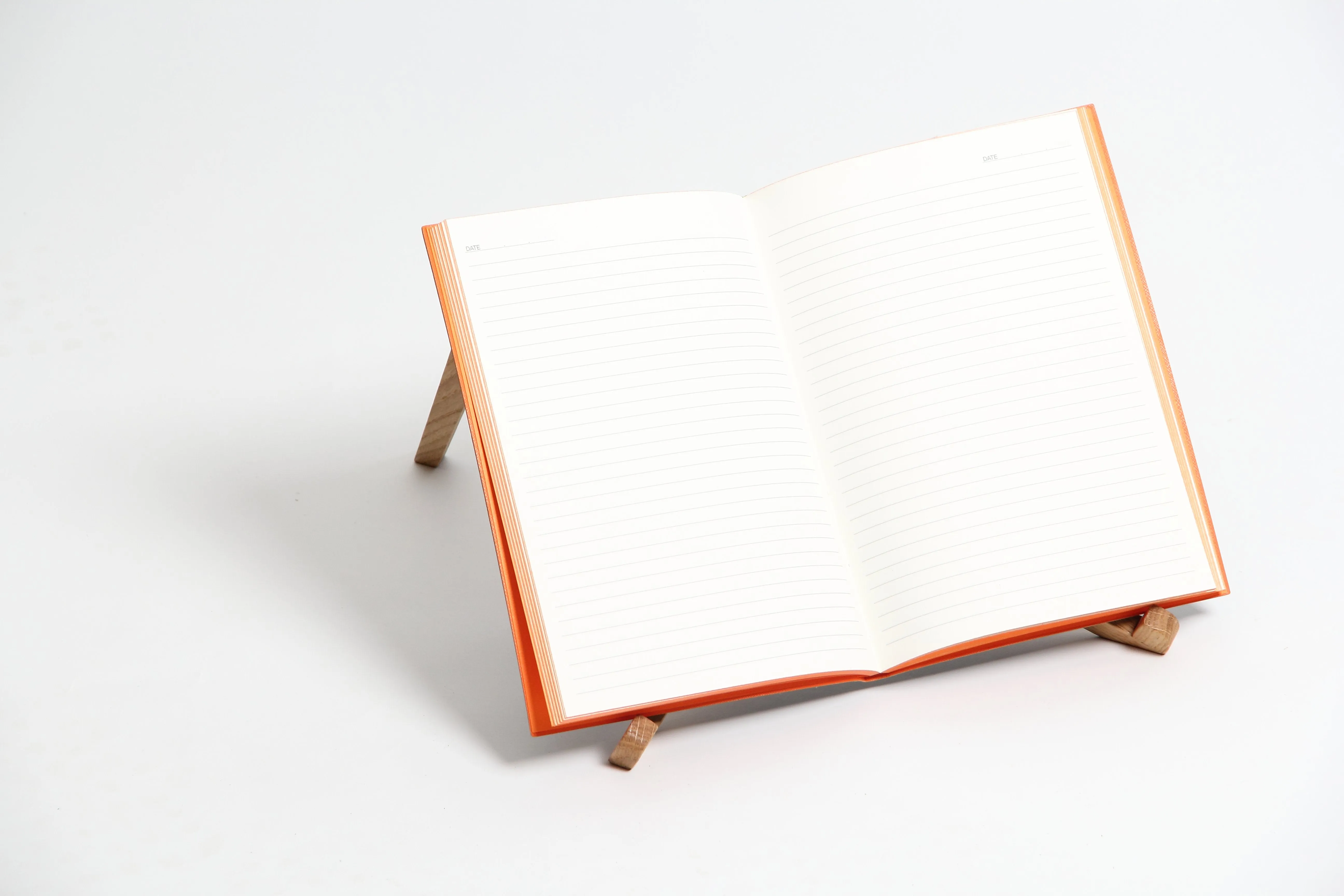 Kynga Oak Book Stand