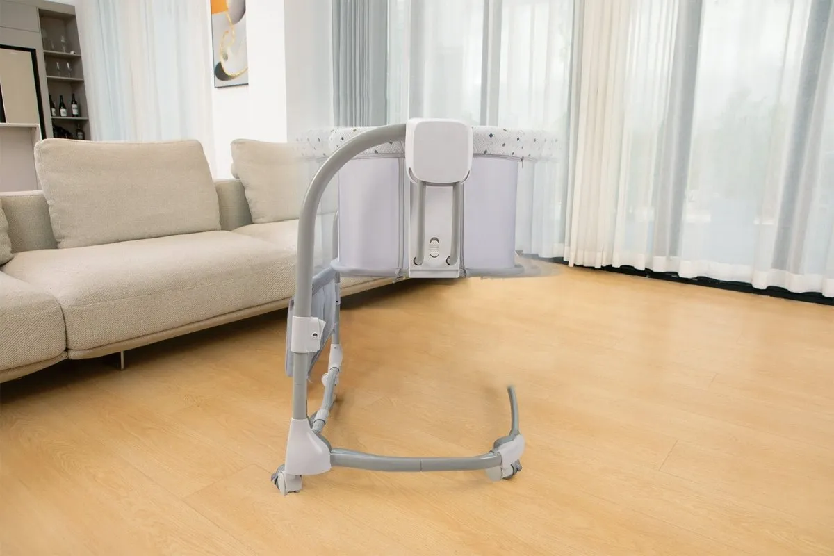 MASTELA Bassinet Deluxe 3in 1 Swing & Bassinet Dots