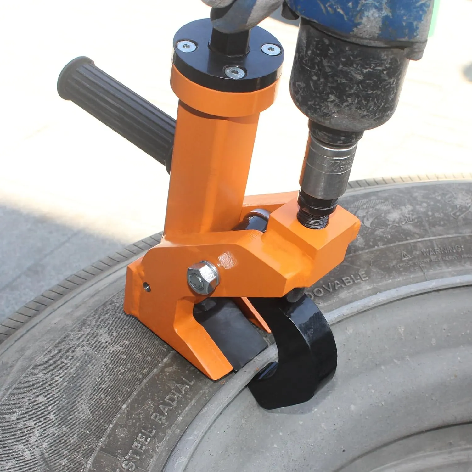 Pneumatic Bead Breaker for Easy Tire Changes, Effortless Tool for Cars, Trucks, SUVs, and Commercial Vehicles