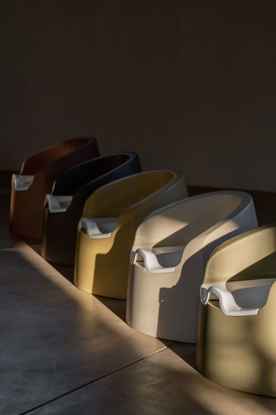 Quax, Ergonomic Potty, Clay