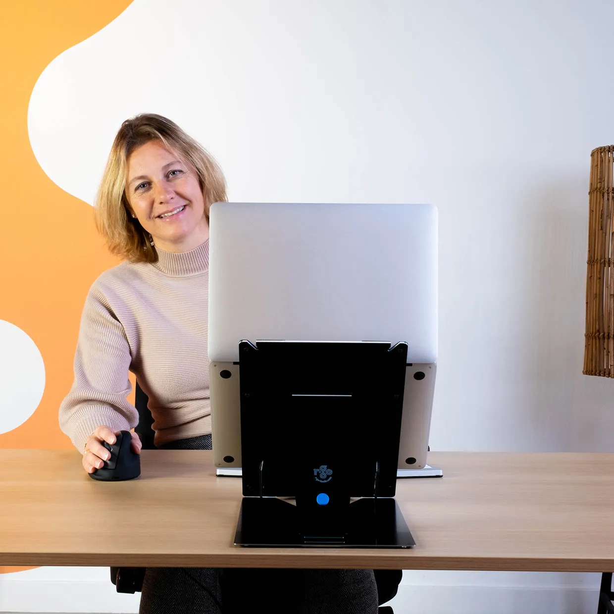 R-Go Riser Duo Tablet and Laptop stand