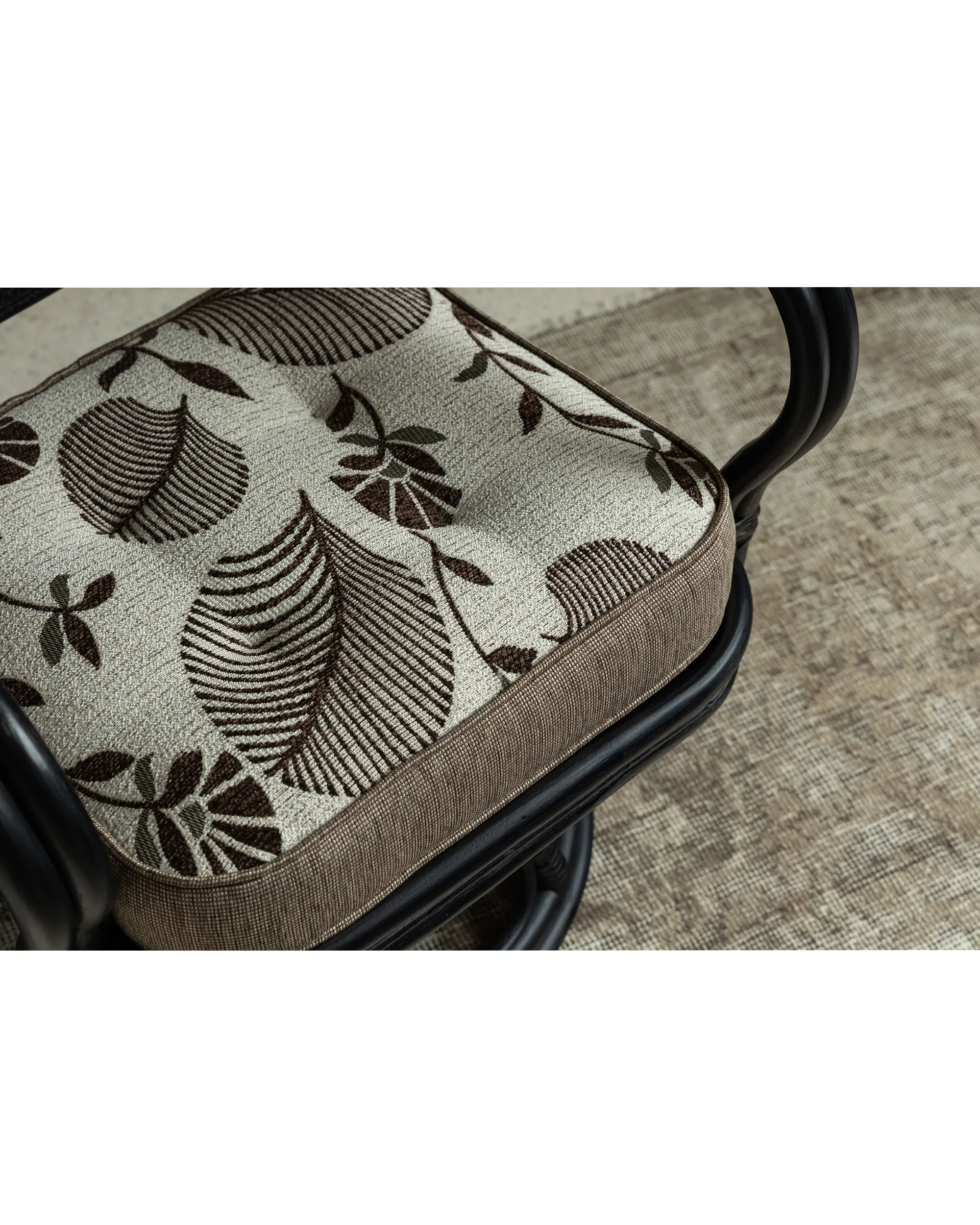 Ray Mini Rattan Swivel Chair