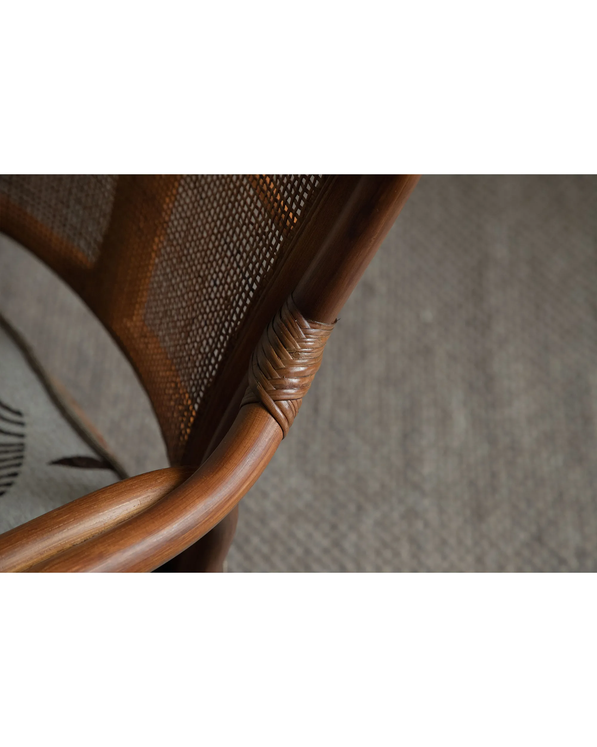 Ray Mini Rattan Swivel Chair