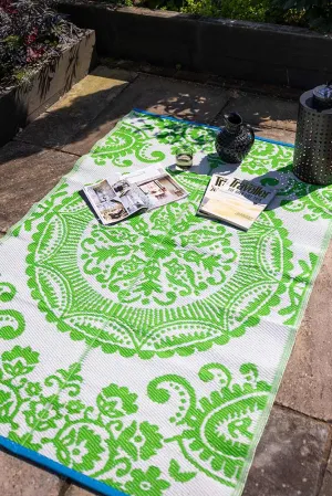 Recycled Vintage Design Outdoor Rug in Green