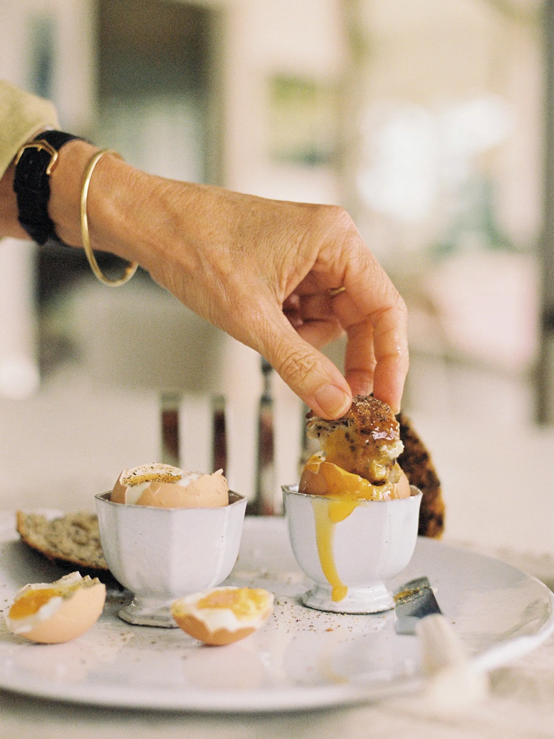 Rvolution Egg Cup (Sold Individually)