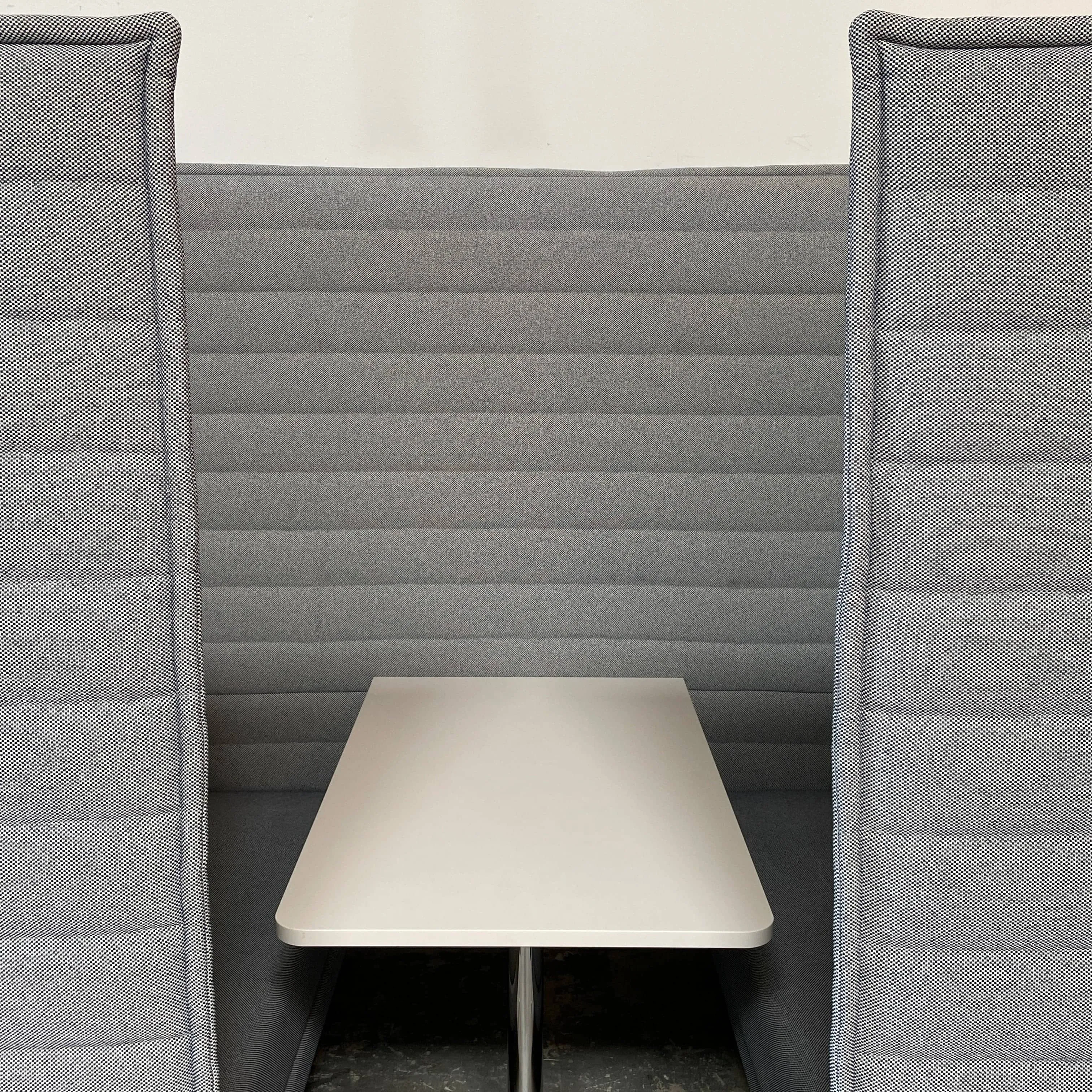 Vitra Alcove Cabin